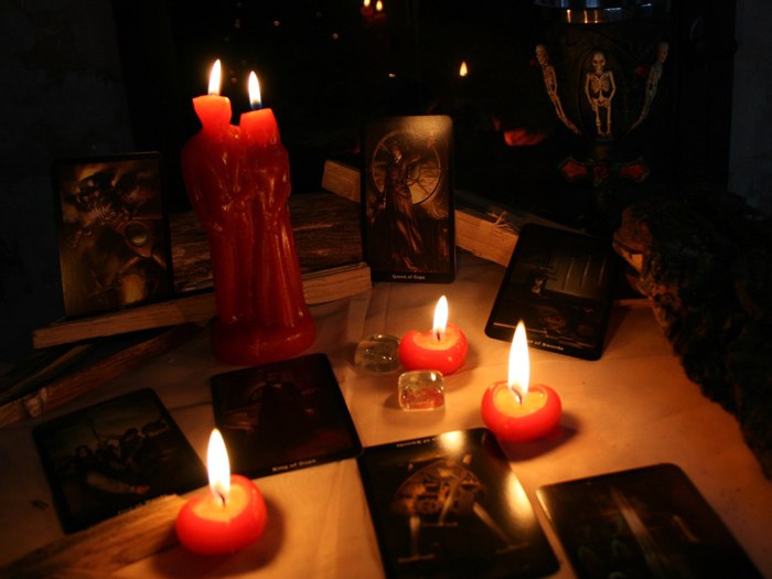 Диагностика свечами и на картах Таро в Арбагаре